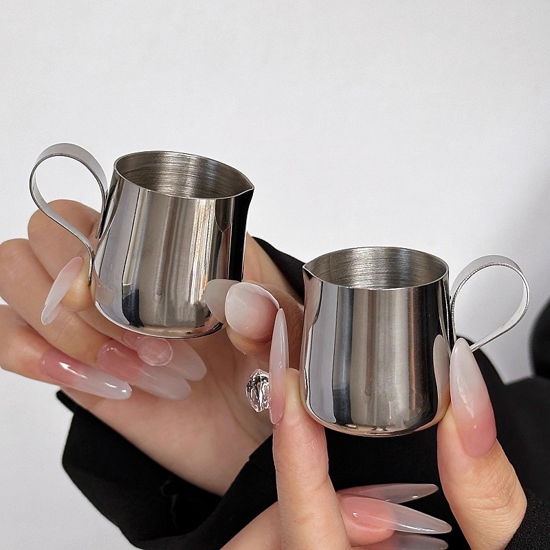 Pichet à mousse de lait en aci - Barista Milk Jug avis et prix